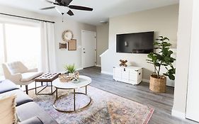 Updated Condo In A Old Town Scottsdale Location